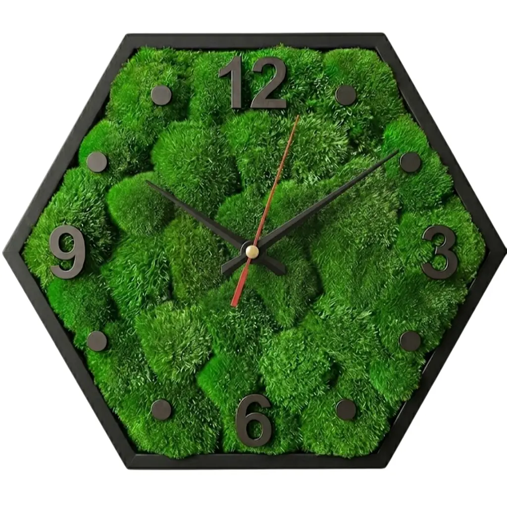Hexagon-Wanduhr-aus-Holz-und-Kugelmoos_result Шестикутний настінний годинник із моху кочка з чорною рамою та стрілками